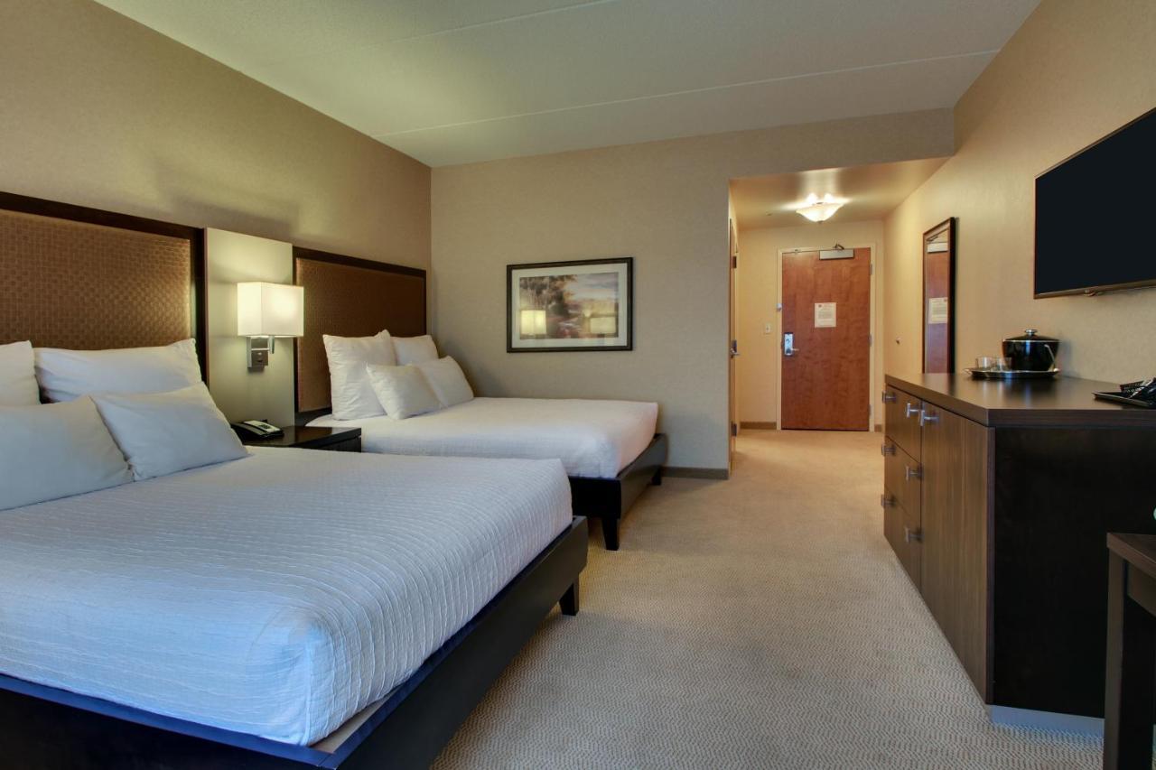 The Inn At Charles Town / Hollywood Casino Екстериор снимка
